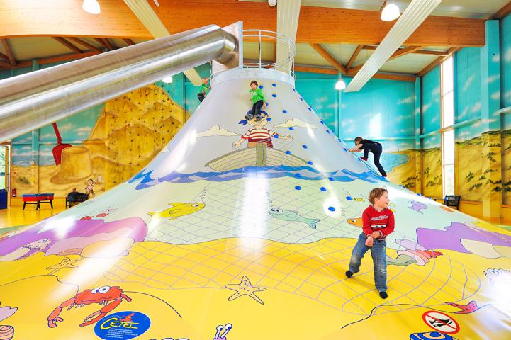 Klabautermann Indoor-Spielpark Attraktionen Klettervulkan